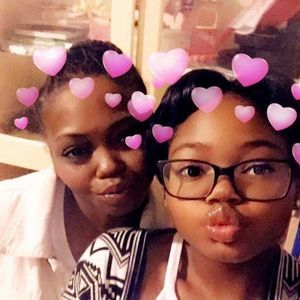 Meet your Posher, Mesha